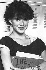 Molly Ringwald at school in 16 Candles
